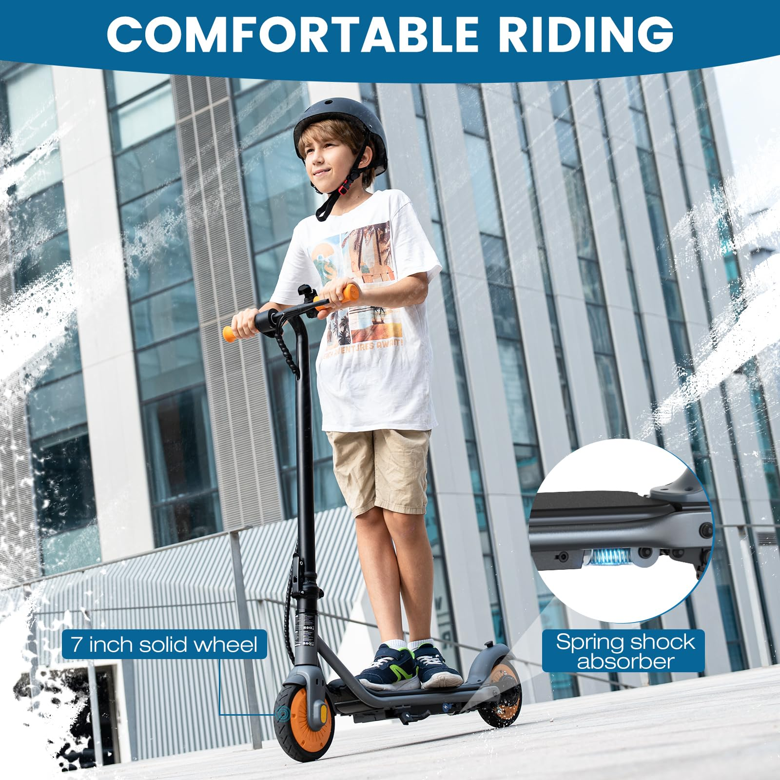 Chłopiec na hulajnodze przed budynkiem. Pokazuje hulajnogę i jej cechy, jak koła.