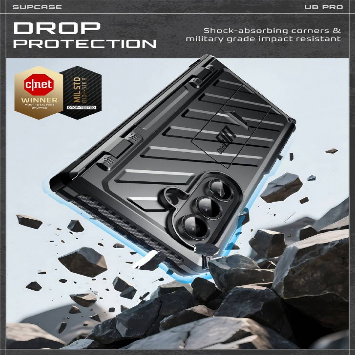 Eine schwarze Handyhülle mit Ständer. Die Hülle liegt auf einer Oberfläche mit Steinen. Text auf der Hülle: DROP PROTECTION.