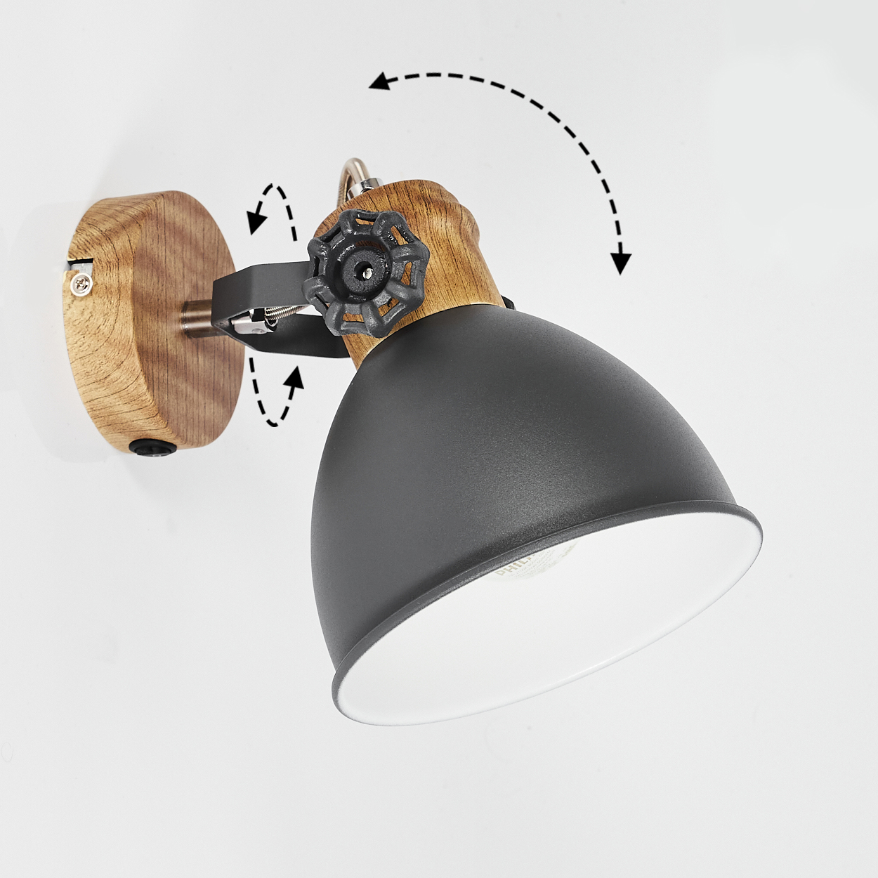Wandlampe aus Holz mit schwarzem Schirm, verstellbarem Winkel. Pfeile zeigen die Bewegung an.