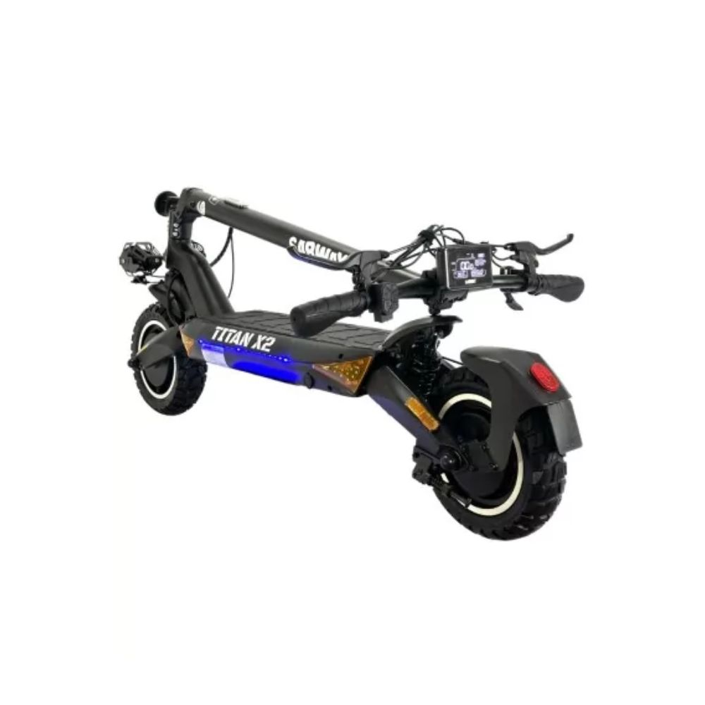 Patinete eléctrico negro inclinado a la derecha con luces azules y amarillas. Visible el nombre de la marca.