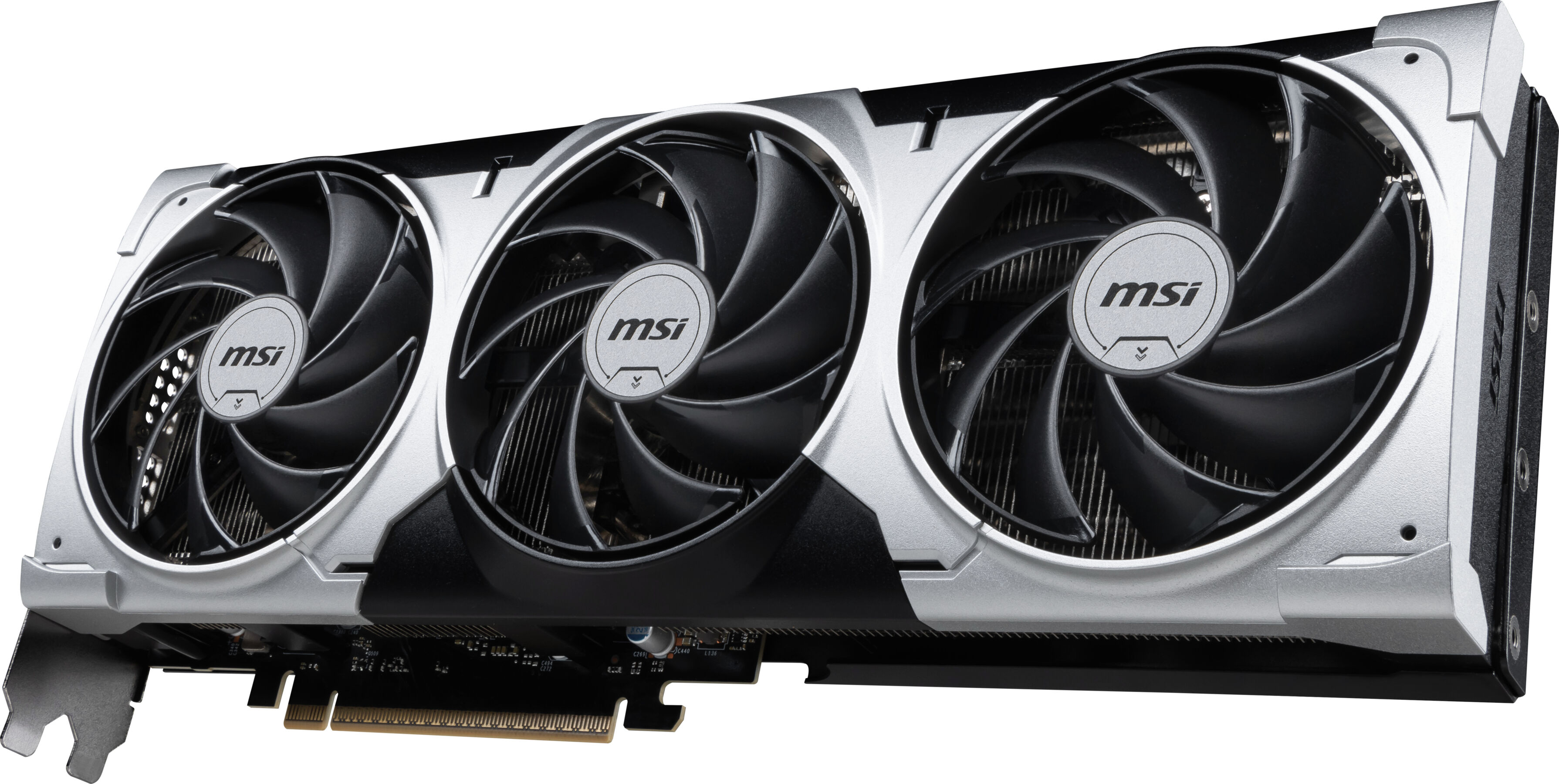 Üç fanlı ve MSI logolu bir grafik kartı. Arka plan beyaz.