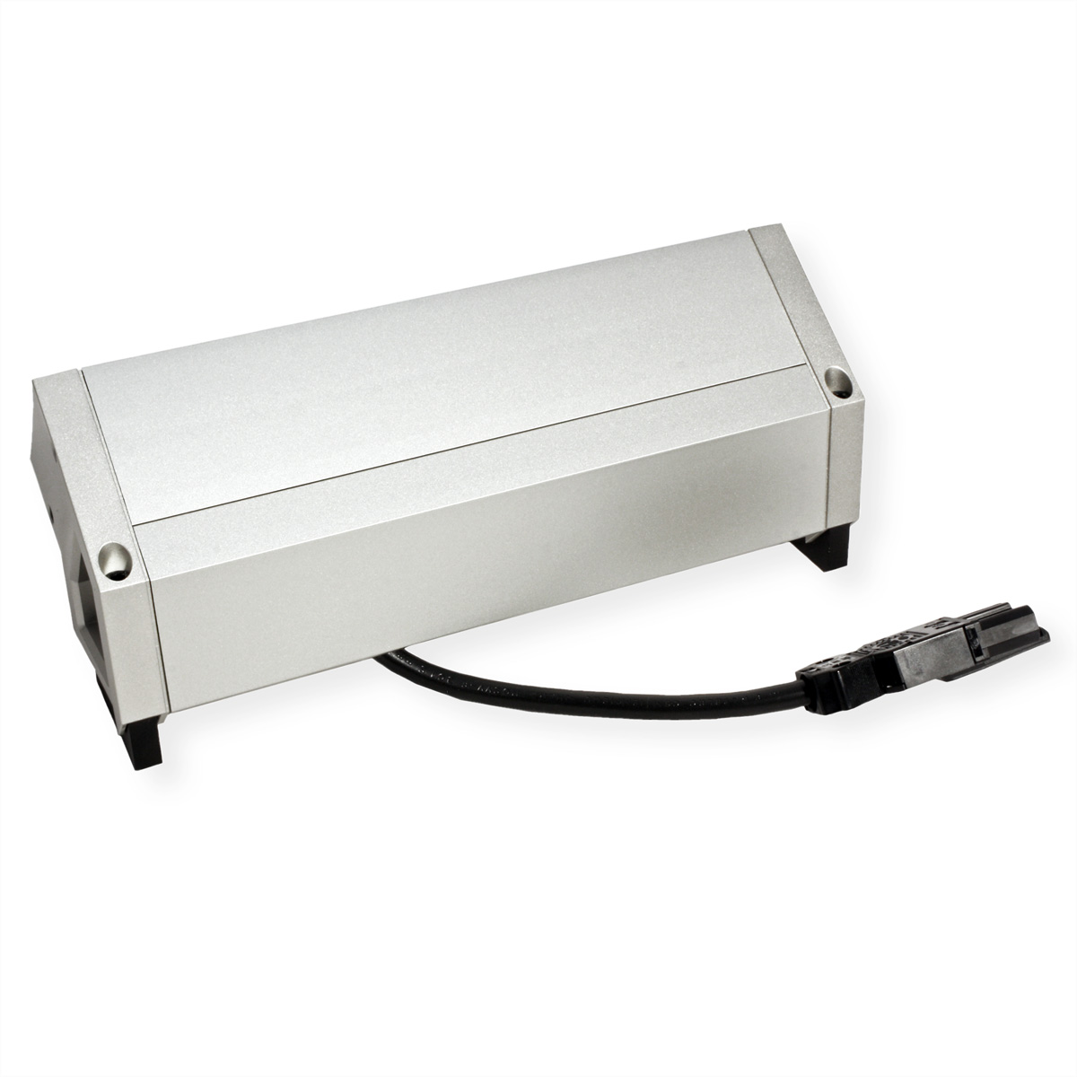 Zilveren metalen doos met zwarte poten en een zwarte kabel met connector. De doos is rechthoekig en heeft een glad oppervlak.