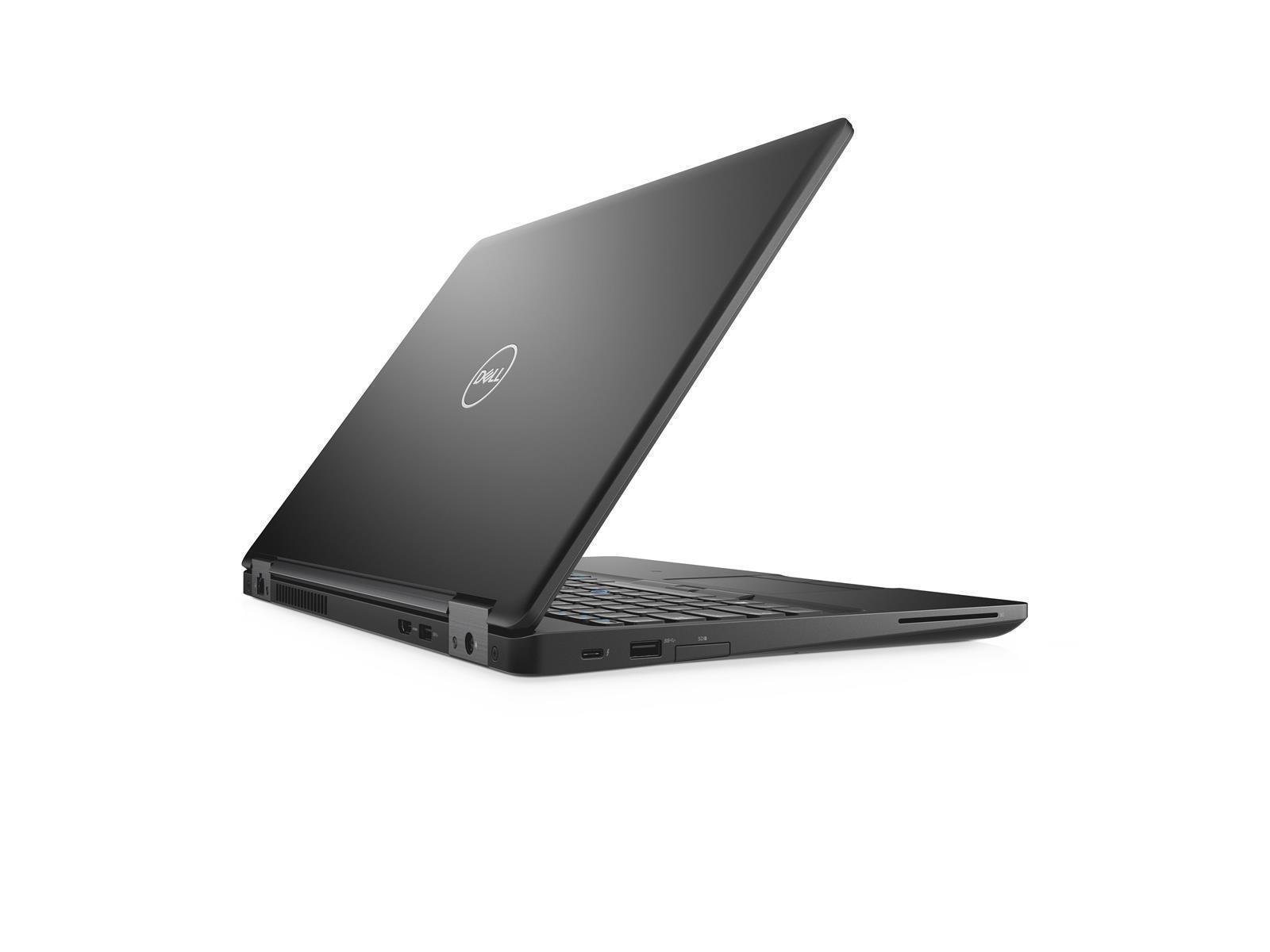 Schwarzer Dell-Laptop, der in einem Winkel geöffnet ist und die Tastatur zeigt. Weißer Hintergrund.