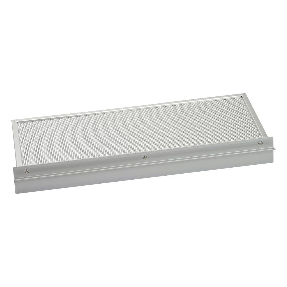 Filtro metallico rettangolare, perforato, con cornice argentata, per ventilazione.