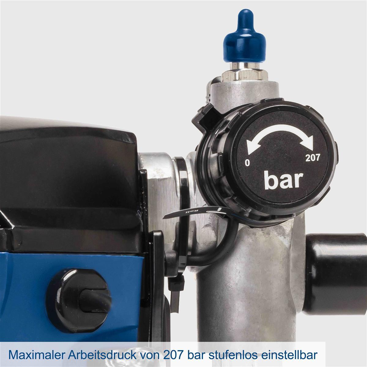 Nahaufnahme eines schwarzen und silbernen Druckreglers mit blauem Knopf, der Markierungen von '0' bis '207 bar' zeigt.