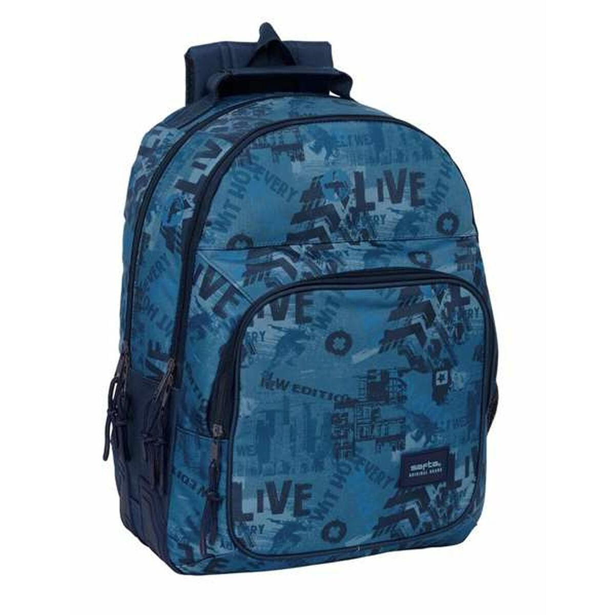 Ein blauer Rucksack mit verschiedenen Blautönen in Mustern und Text, mit verstellbaren Trägern und Netztaschen.