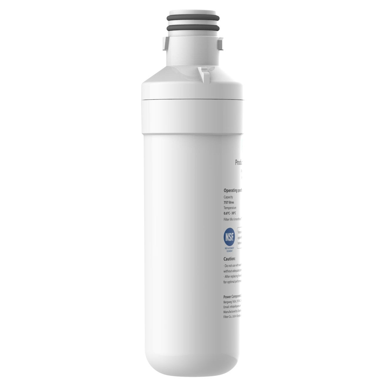 Ein weißer Wasserfilter mit Text und Siegel. Der Filter ist zylindrisch und steht aufrecht. NSF-Symbol sichtbar.