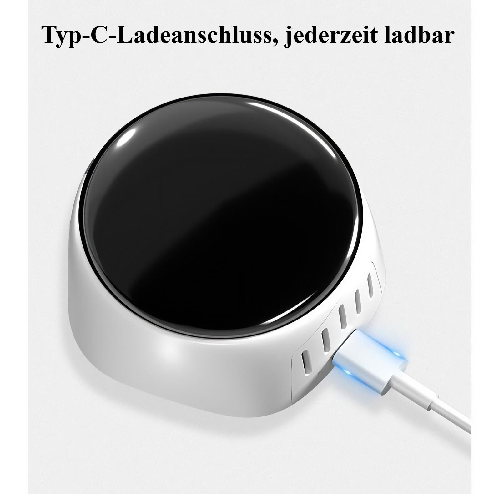Ein weißes Gerät mit schwarzer Oberseite, ein Ladekabel ist eingesteckt. Der Text lautet: Typ-C-Ladeanschluss.