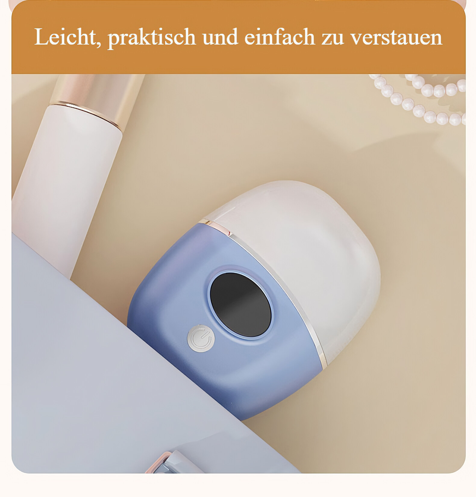 Ein kleines blau-weißes Nagelpflegegerät auf einer hellen Oberfläche, neben einer Tube und einer Halskette.