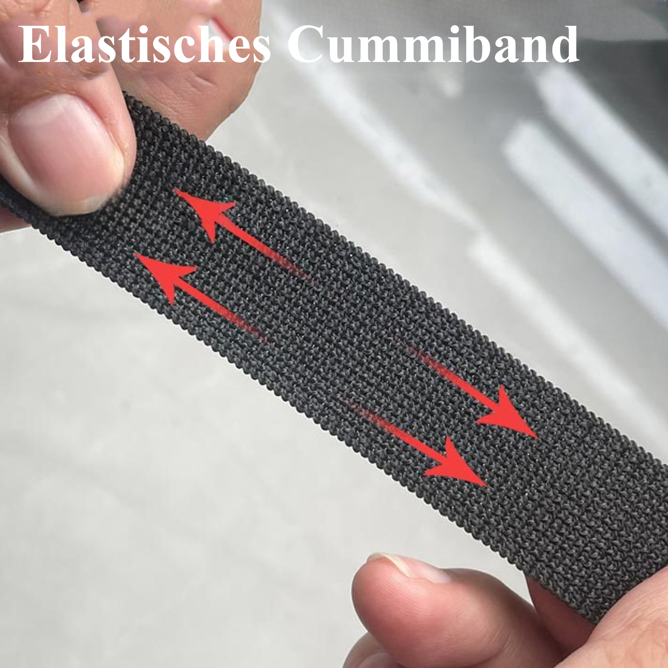 Hände halten ein schwarzes Gummiband mit roten Pfeilen, die die Dehnungsrichtung anzeigen. Text: 'Elastisches Gummiband'.
