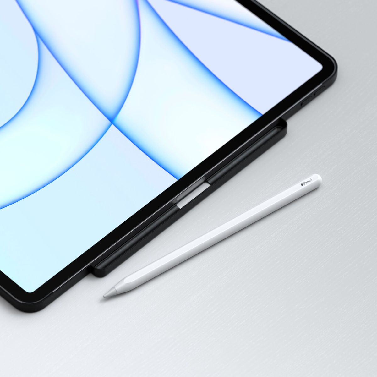 Ein iPad mit weißem Stift auf heller Oberfläche. Das iPad zeigt einen blau-weißen Hintergrund.
