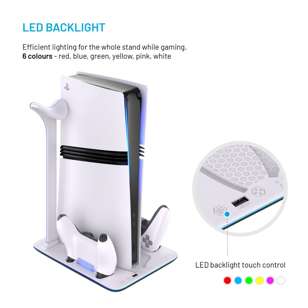 Un supporto per console PS5 bianco con un supporto per controller. Il supporto ha un'illuminazione a LED blu.