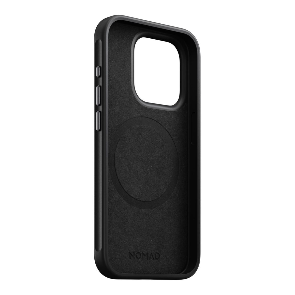 Custodia nera per telefono con ritaglio per la fotocamera. L'interno è nero. La custodia ha pulsanti. Dice NOMAD.