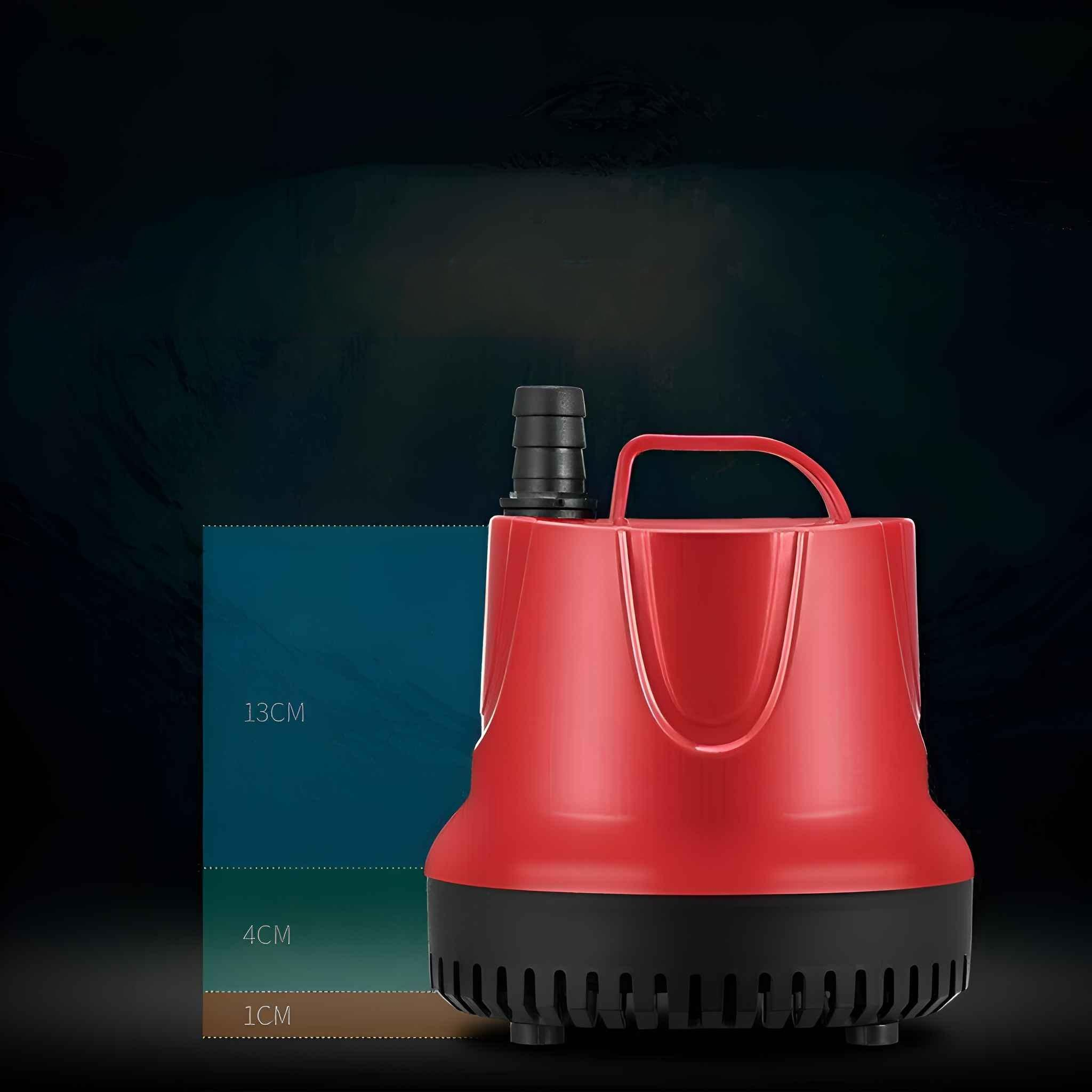 Eine rot-schwarze Wasserpumpe. Abmessungen sind angegeben, mit 13 cm, 4 cm und 1 cm Messungen.