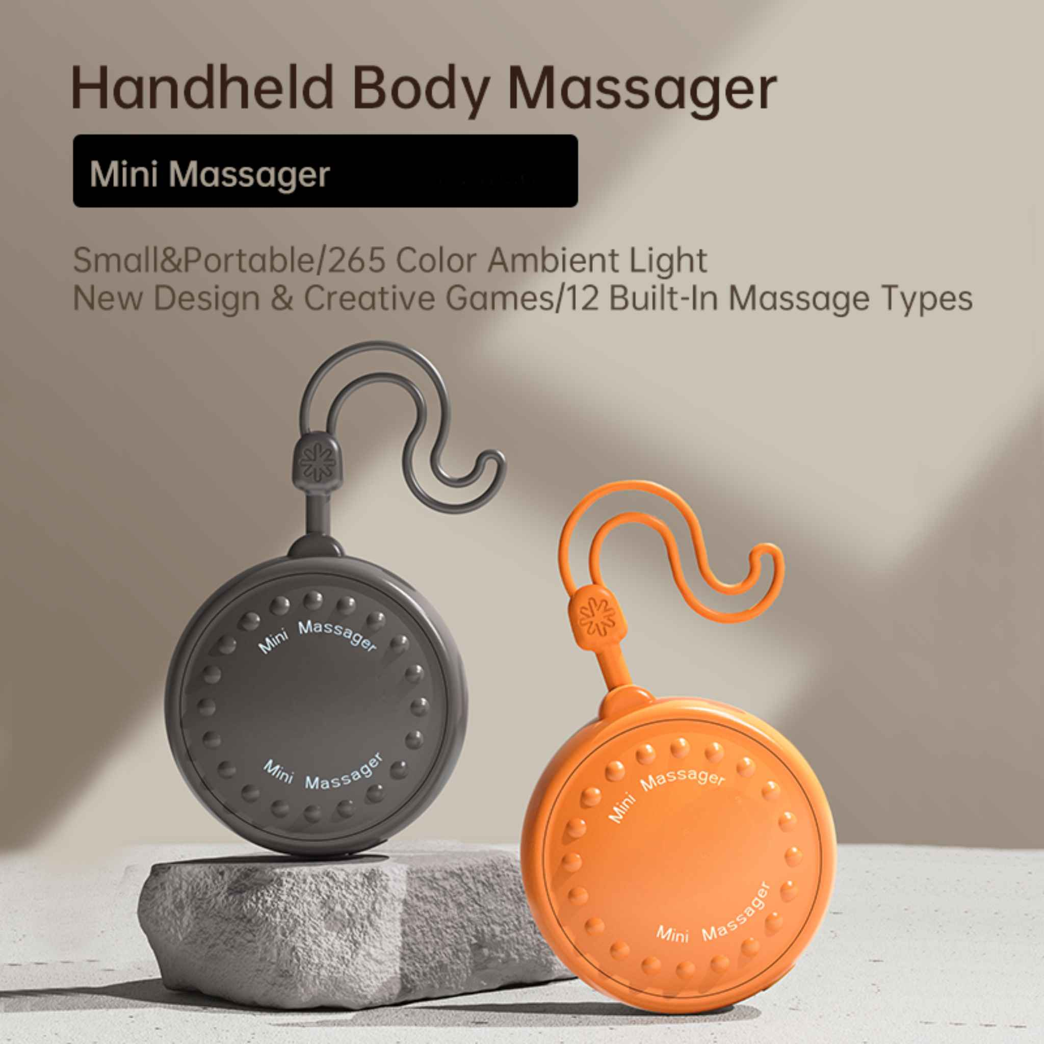 Zwei Mini-Massagegeräte. Eines ist grau, das andere orange. Beide haben ein Hakendesign.