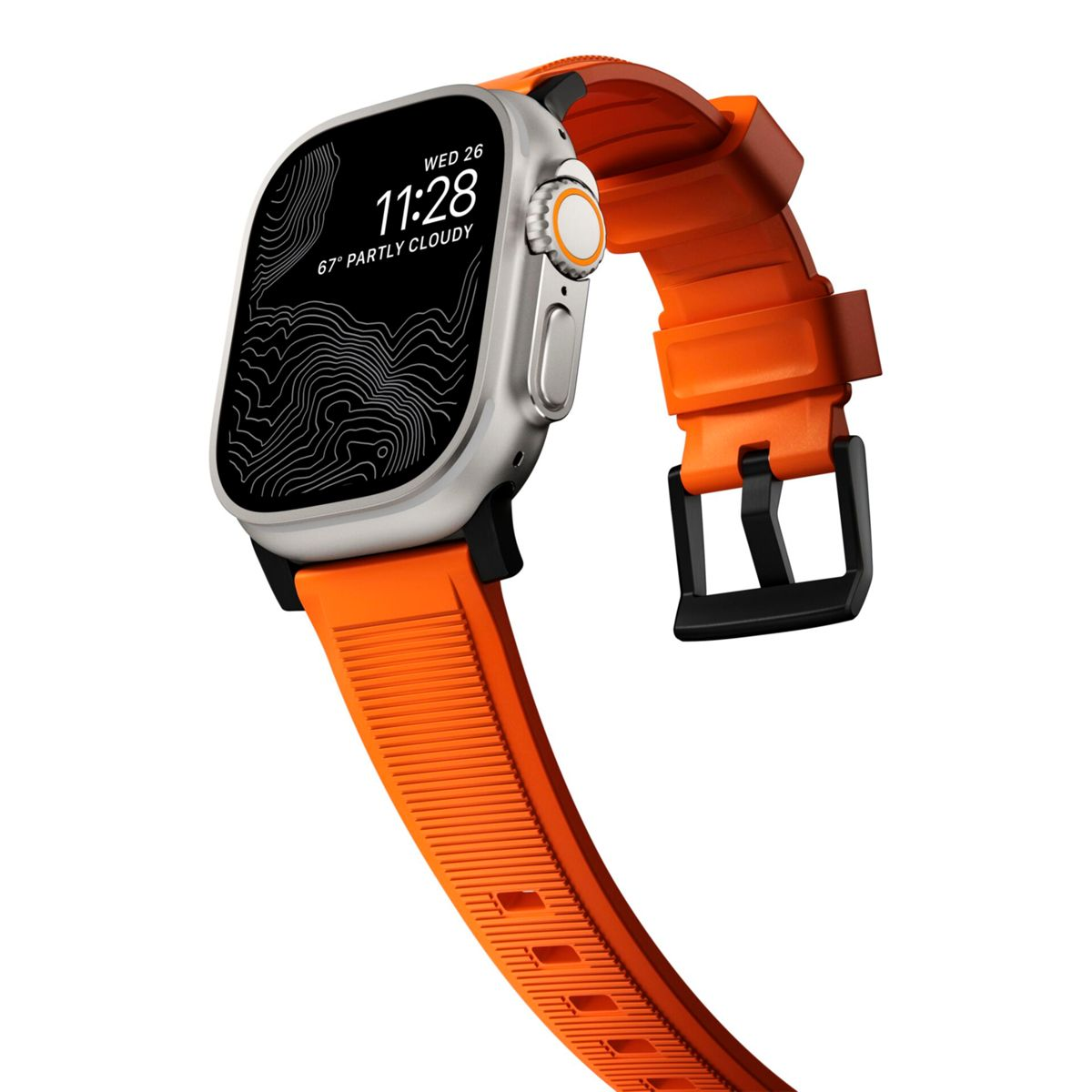 Nahaufnahme einer Apple Watch Ultra mit orangefarbenem Armband. Das Zifferblatt zeigt Zeit und Höhenkarte.