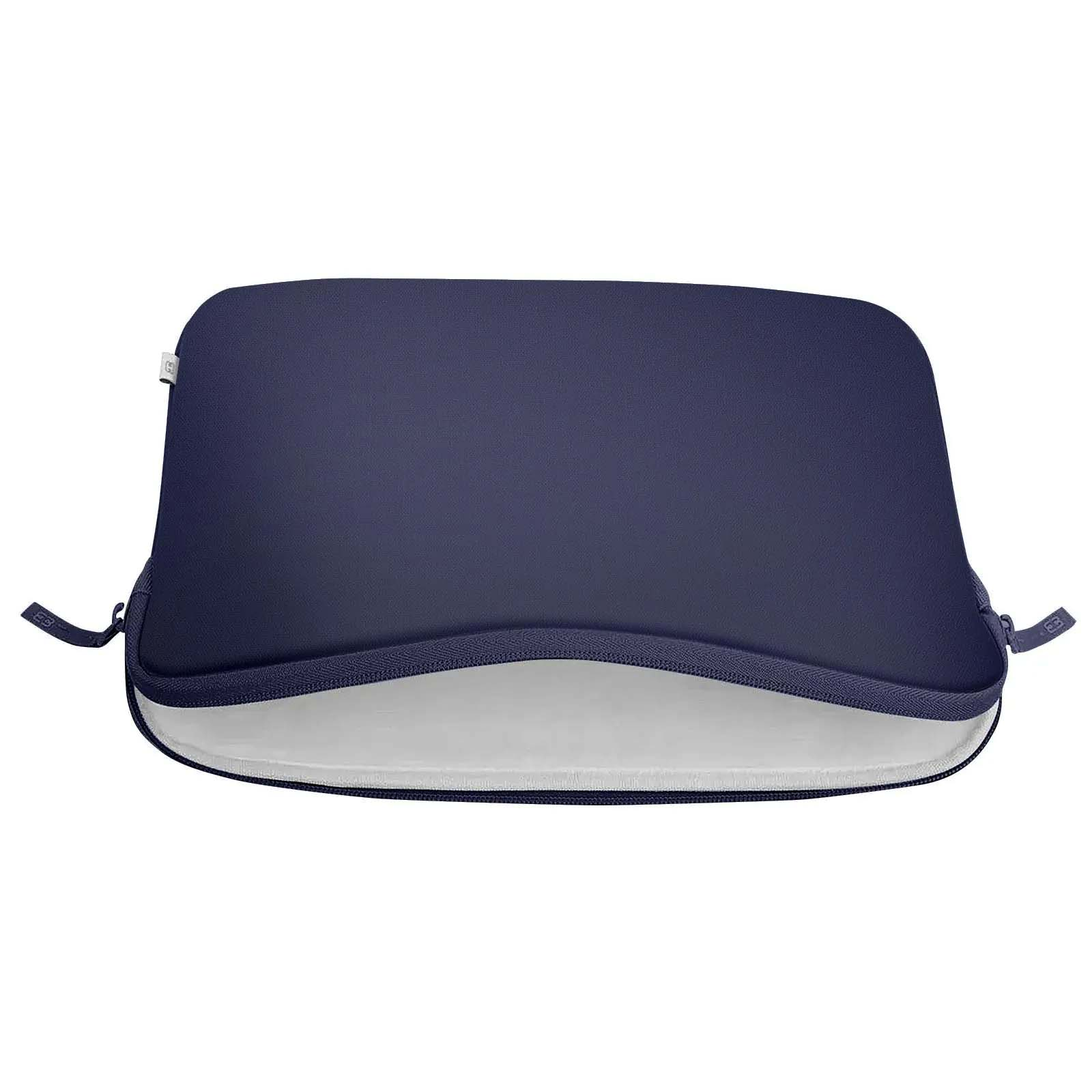 Eine marineblaue Laptoptasche. Sie hat einen Reißverschluss und ist oben geöffnet, wodurch ein weißes Innere sichtbar wird.