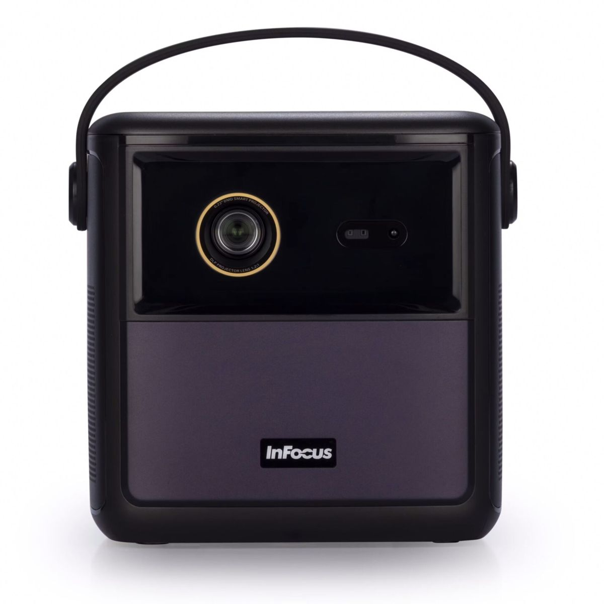 Czarny projektor InFocus na białym tle. Ma uchwyt, obiektyw i widoczne logo InFocus.