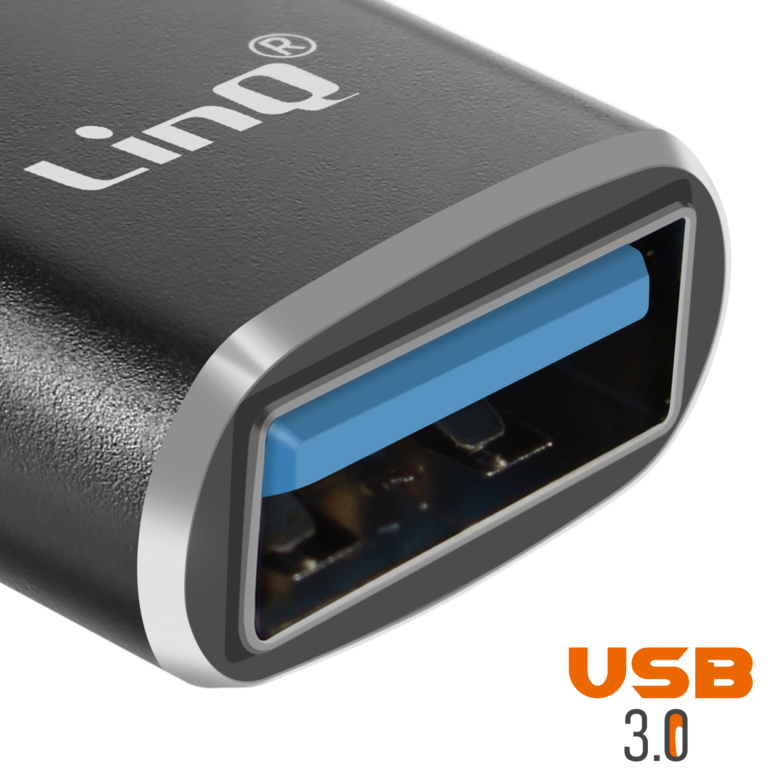 Nahaufnahme eines schwarzen Adapters mit blauem USB 3.0-Anschluss. Der Markenname "LinQ" ist sichtbar.