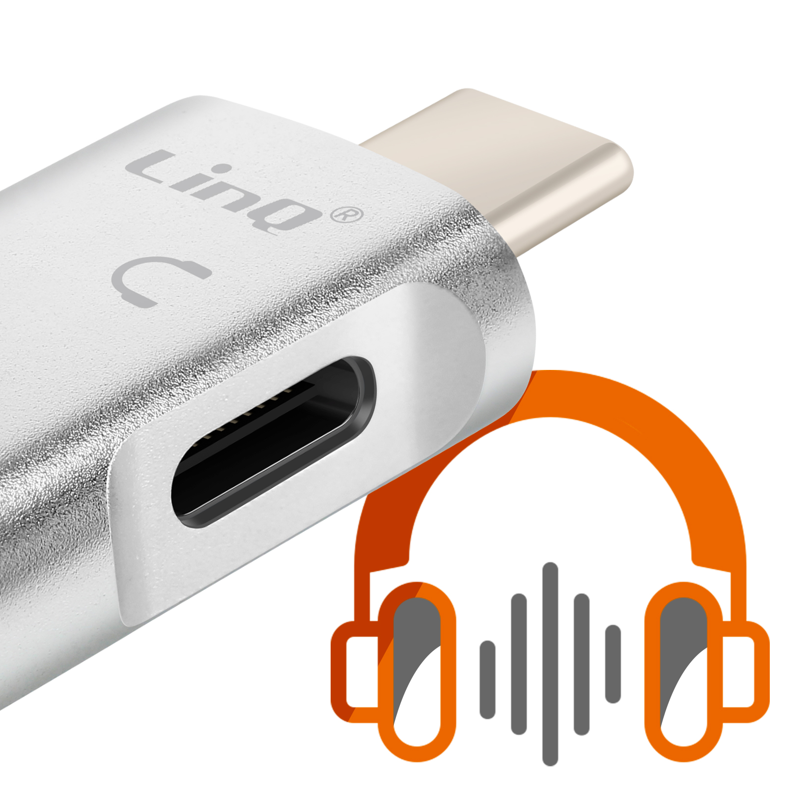 Adattatore argentato con connettore USB-C e jack per cuffie. Un'immagine di cuffie sullo sfondo.