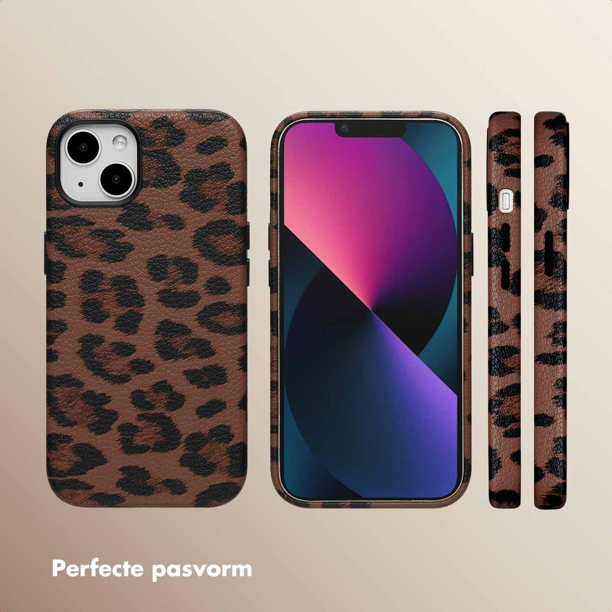 Drie aanzichten van een bruine luipaardprint telefoonhoes, inclusief de zijkant.