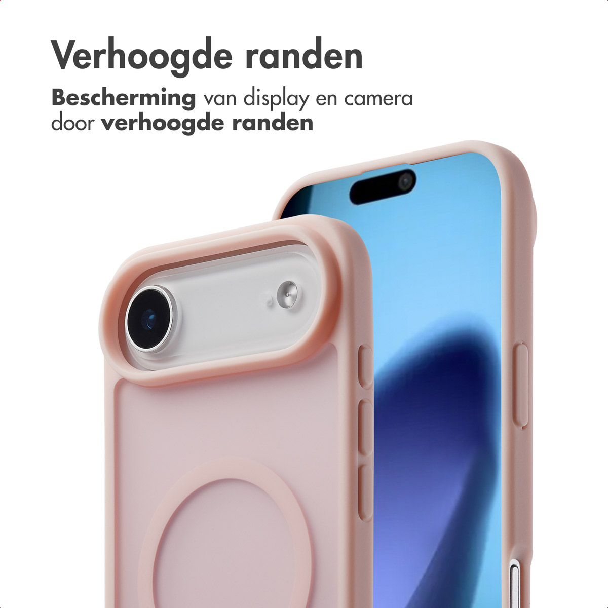Close-up van een roze telefoonhoesje en de camera van de telefoon. Tekst bovenaan. Het scherm van de telefoon is zichtbaar.