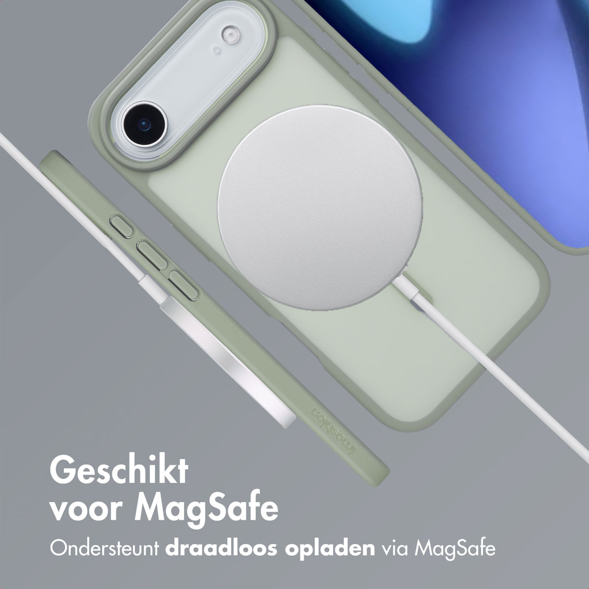 Telefoonhoesje met een oplader en een telefoon. De hoes is groen, heeft een cirkel op de achterkant en heeft een oplaadkabel.
