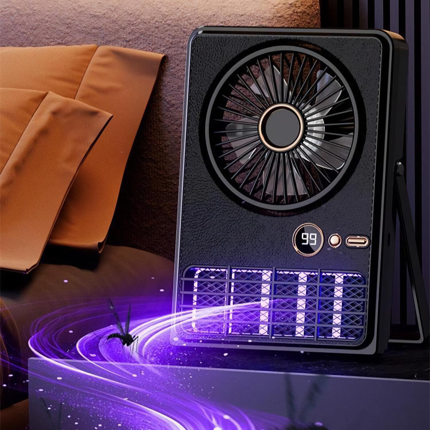 Eine schwarze Insektenvernichter- und Ventilator-Kombination. Es hat einen Ventilator, eine Digitalanzeige mit '99' und lila Licht.