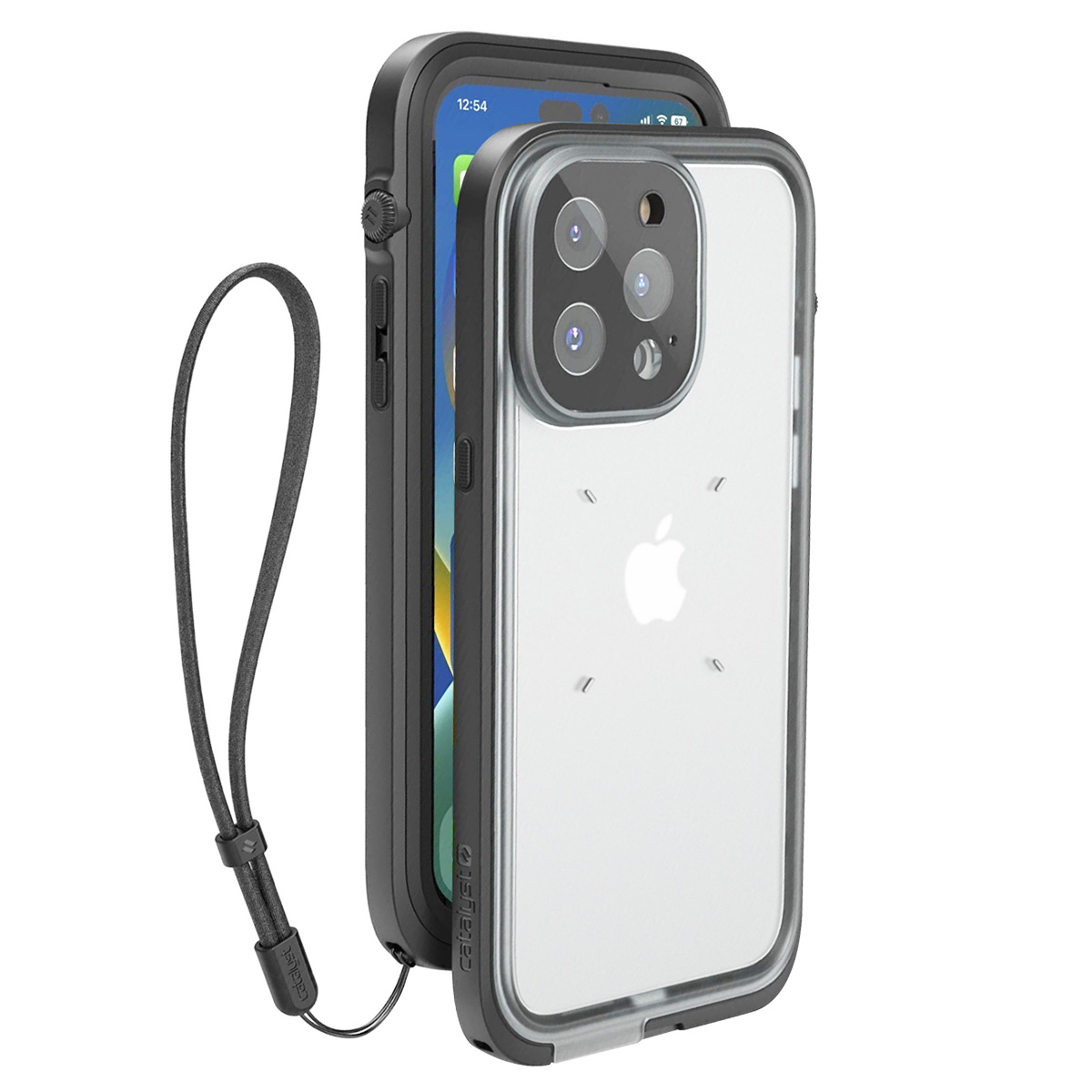 Telefono in custodia trasparente con cinturino. Il telefono è su sfondo bianco. Una persona sta nuotando sullo sfondo.