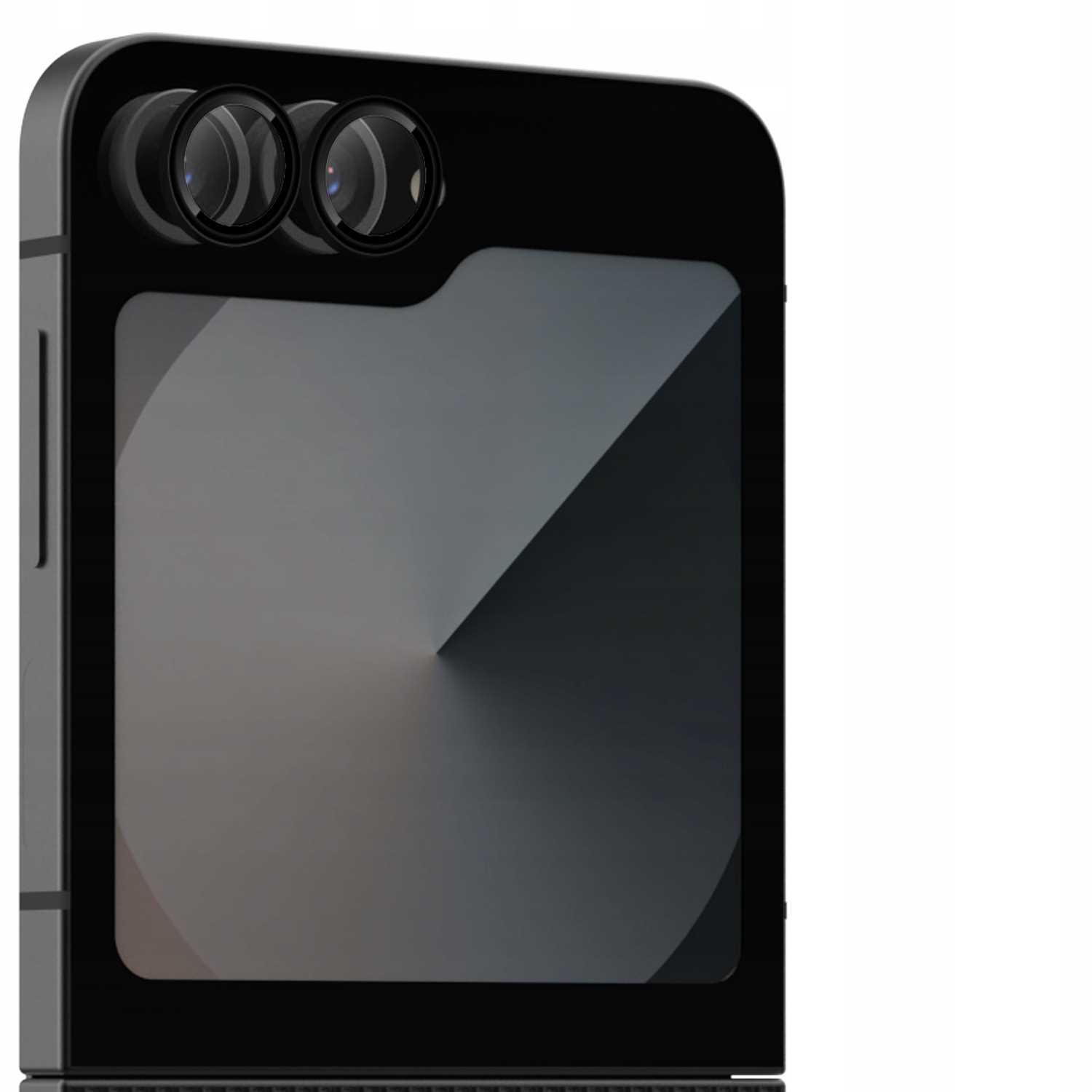 Wyświetlany jest telefon z potrójnym systemem obiektywów. Telefon jest czarny i ma elegancki, nowoczesny design.