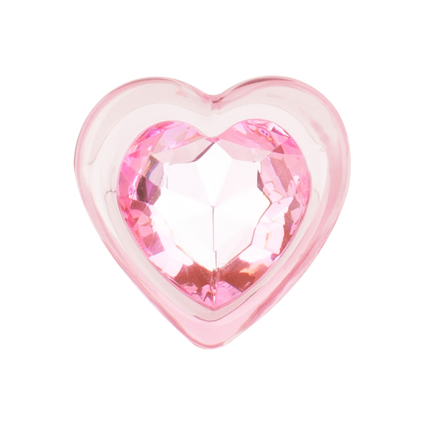 Ein rosa herzförmiges Glasobjekt mit einem facettierten Edelstein im Inneren, isoliert auf einem weißen Hintergrund, möglicherweise ein Dekorationsartikel.