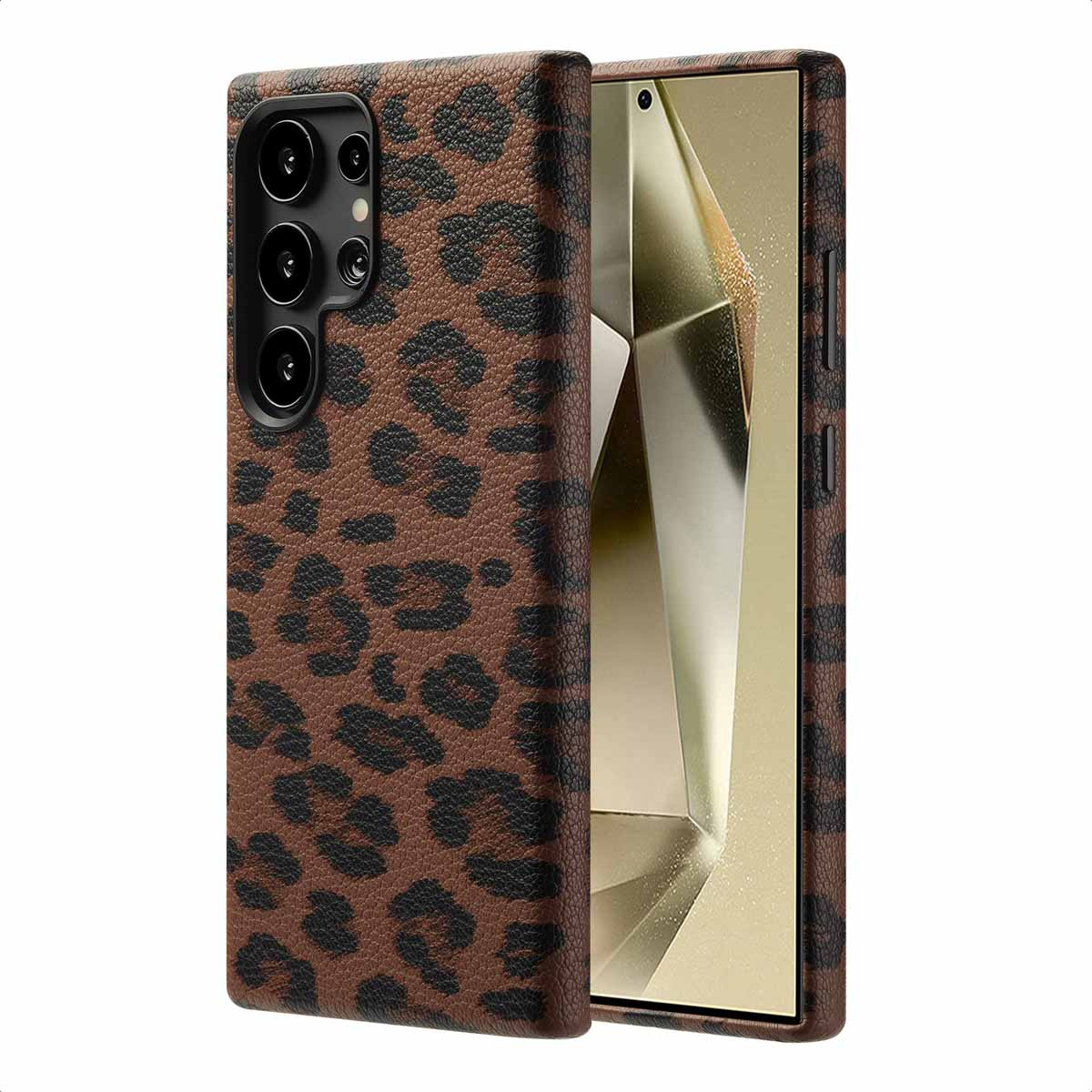Telefoonhoesje met luipaardprint, telefoon erin. Bruine achtergrond. De telefoon staat links.