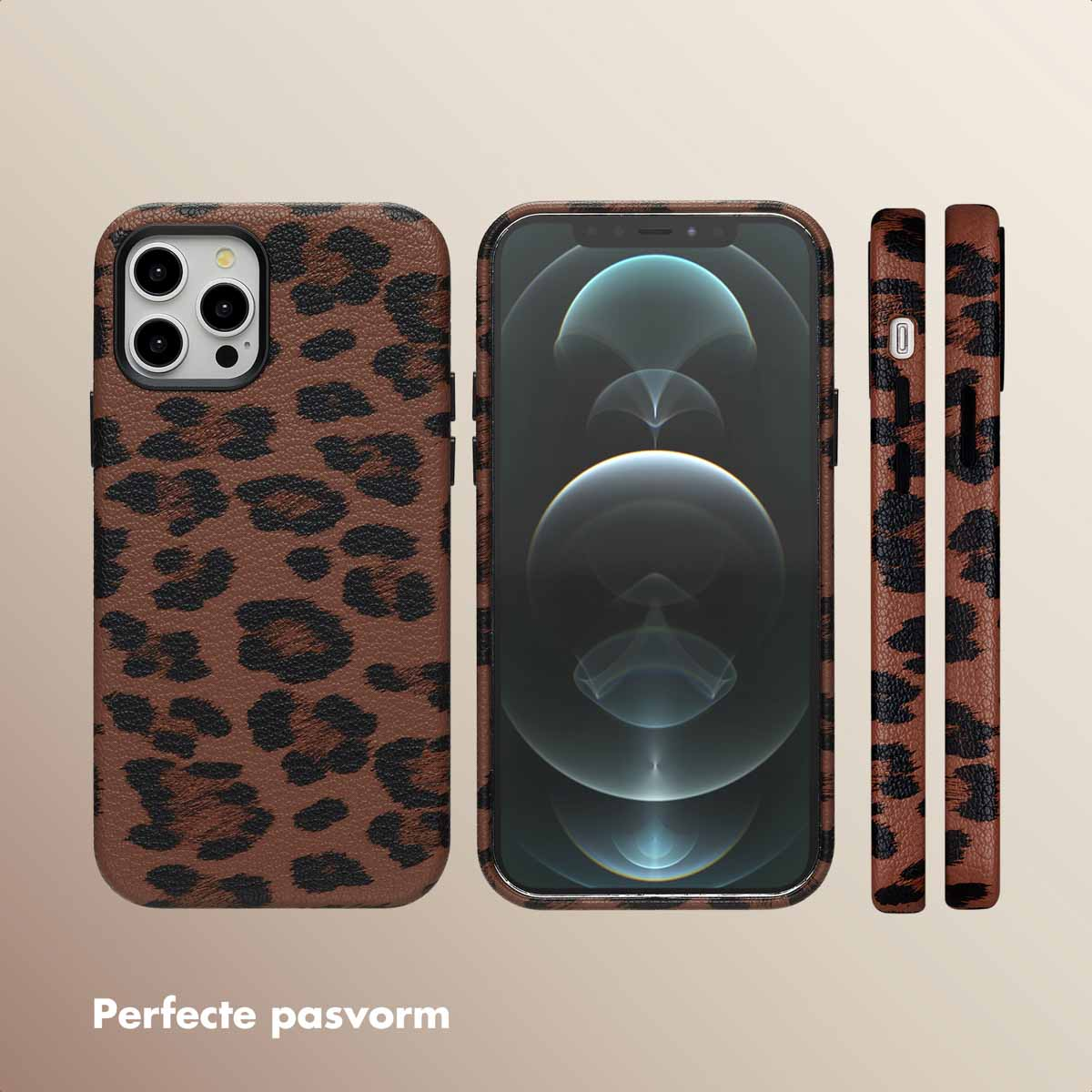Drie weergaven van een telefoonhoesje met bruine luipaardprint. De tekst zegt perfecte pasvorm.