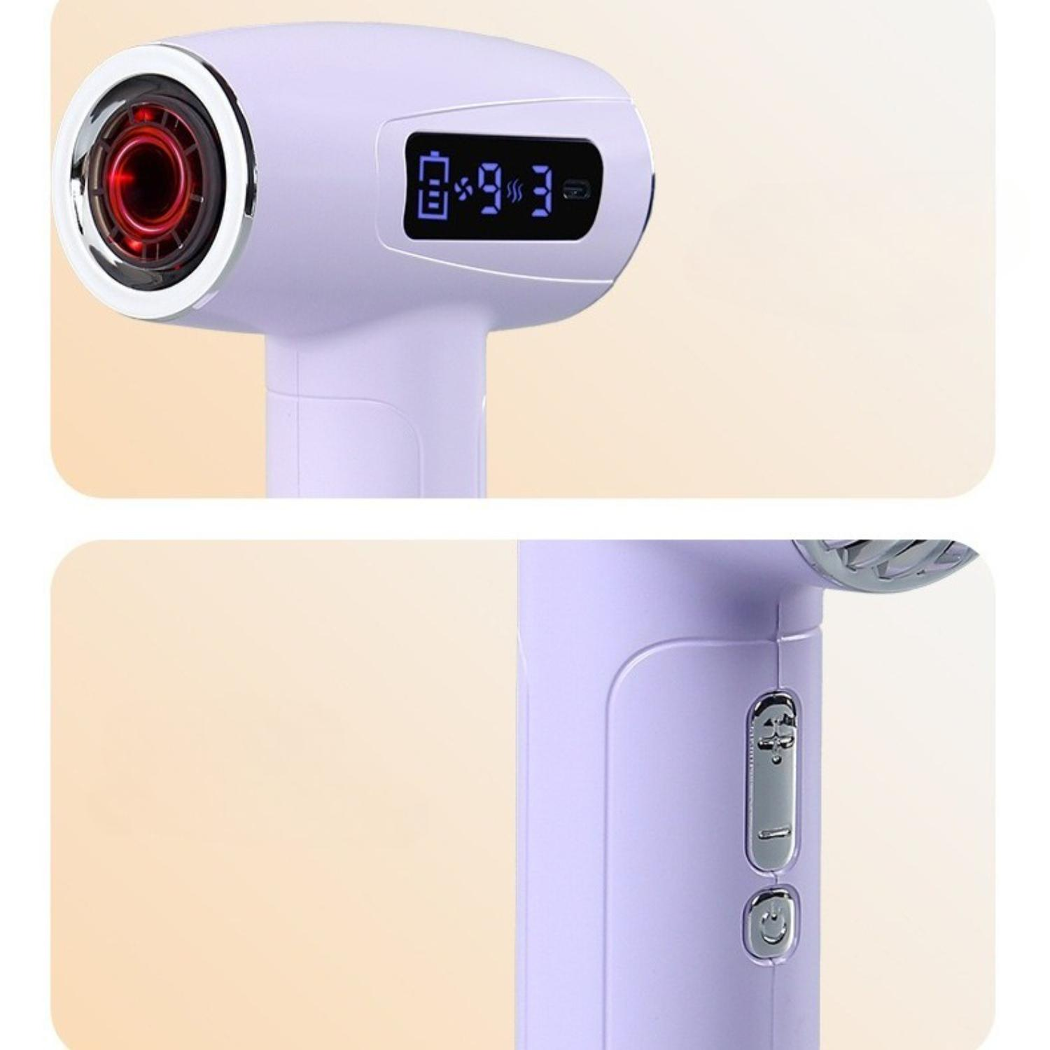 Nahaufnahme eines weißen Handgeräts mit Display und Knöpfen. Es zeigt ein rotes Licht.