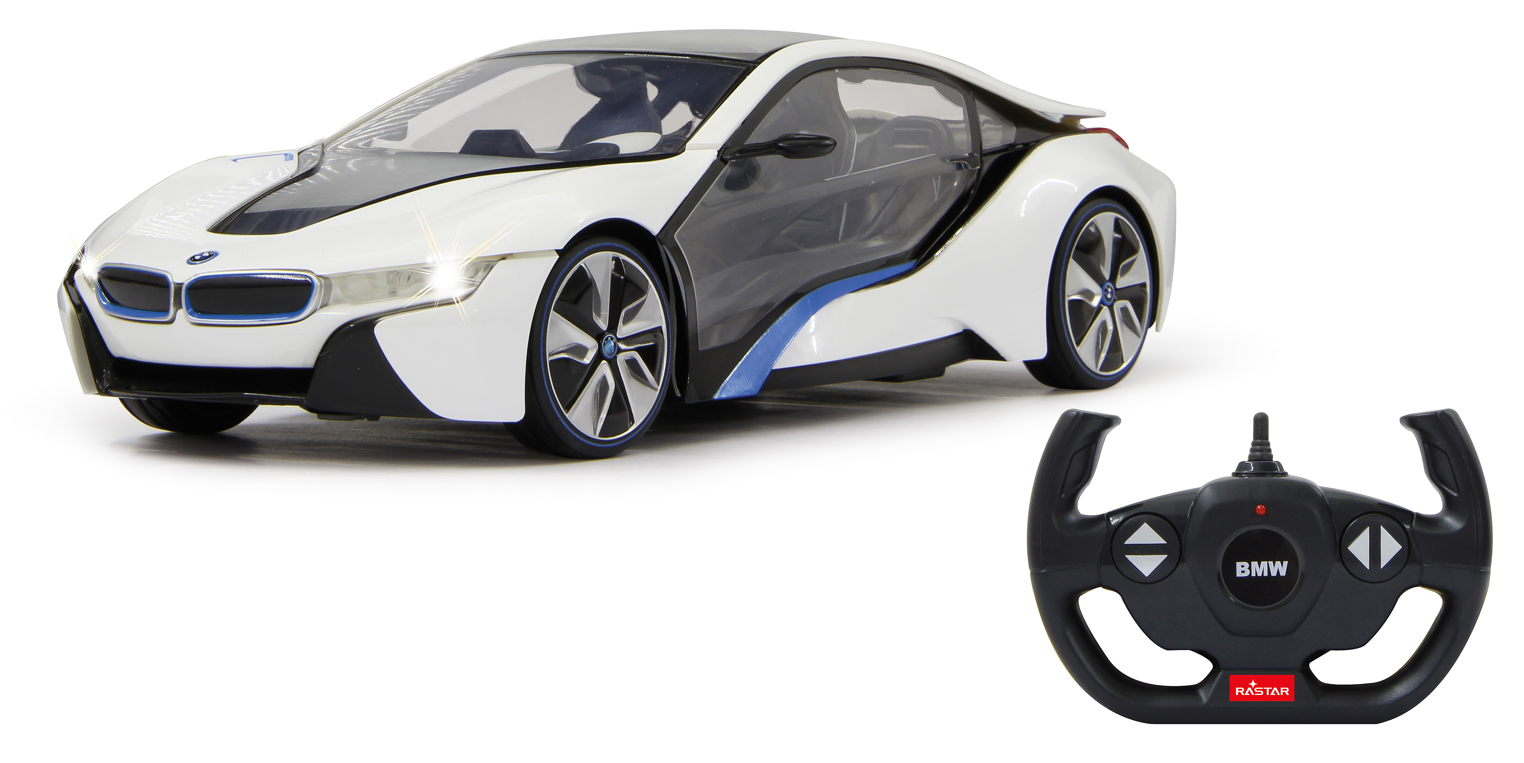 Biały zabawkowy samochód BMW i8 z pilotem po prawej stronie. Białe tło.