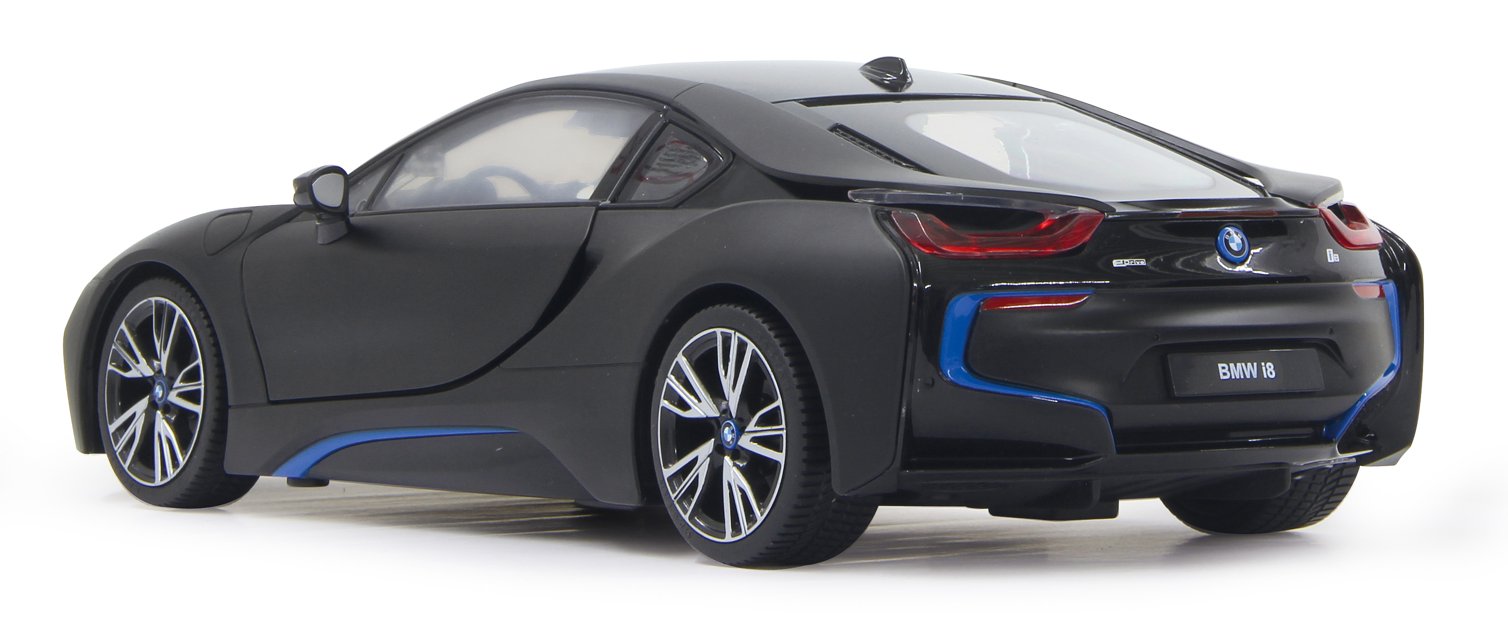 Czarny model samochodu BMW i8 na białej powierzchni.