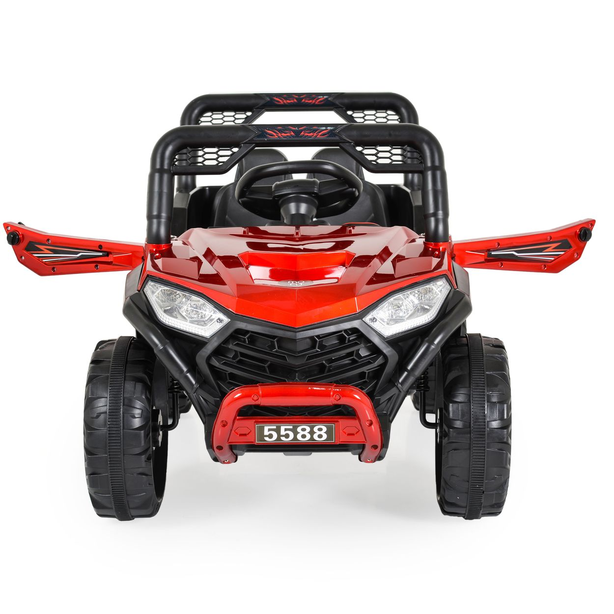 Ein rotes Spielzeugauto hat seine Türen geöffnet. Das Auto hat schwarze Akzente und einen schwarzen Überrollbügel. Der Hintergrund ist weiß.