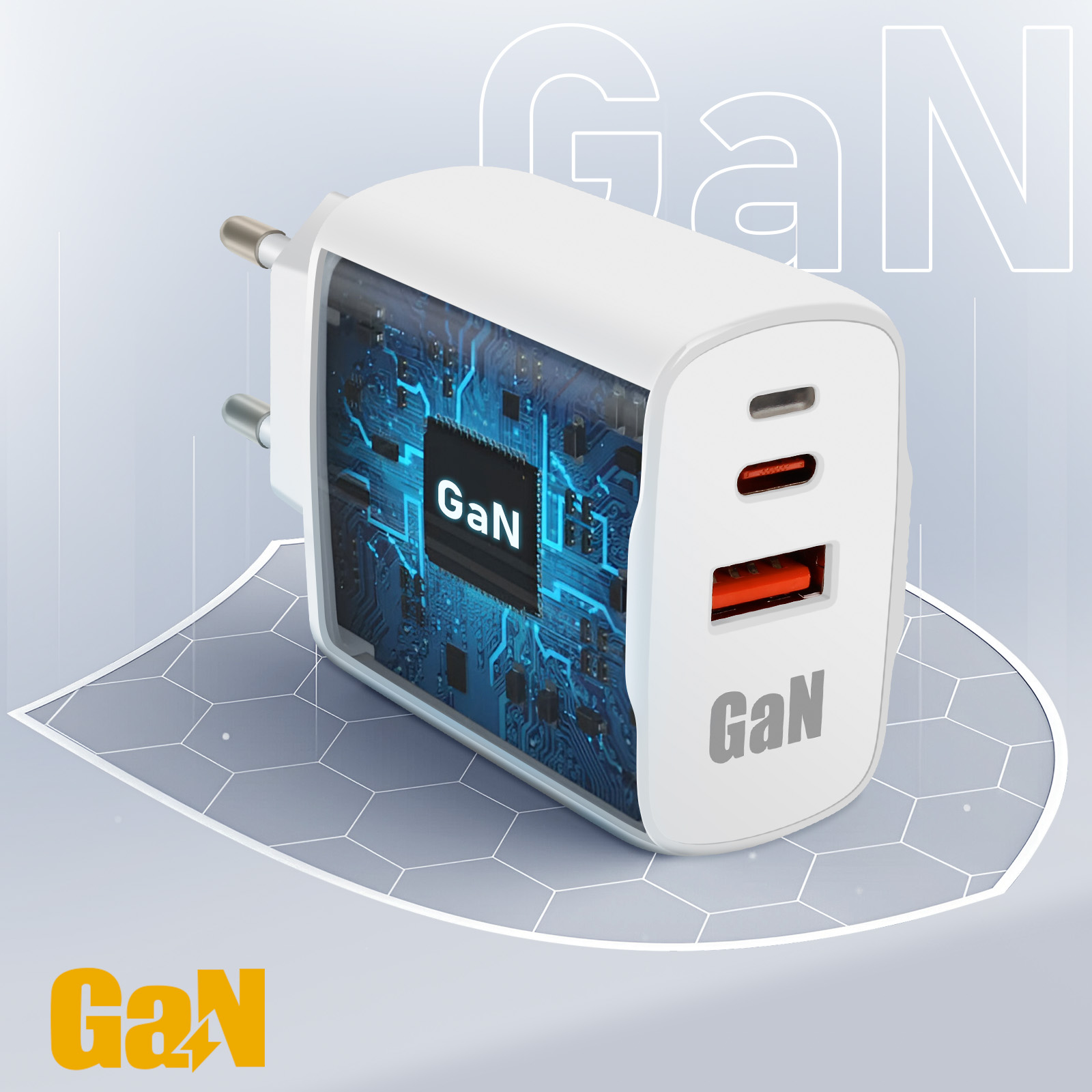 Caricabatterie bianco con due porte, etichettato con 'GaN'. Design del circuito stampato visibile all'interno.