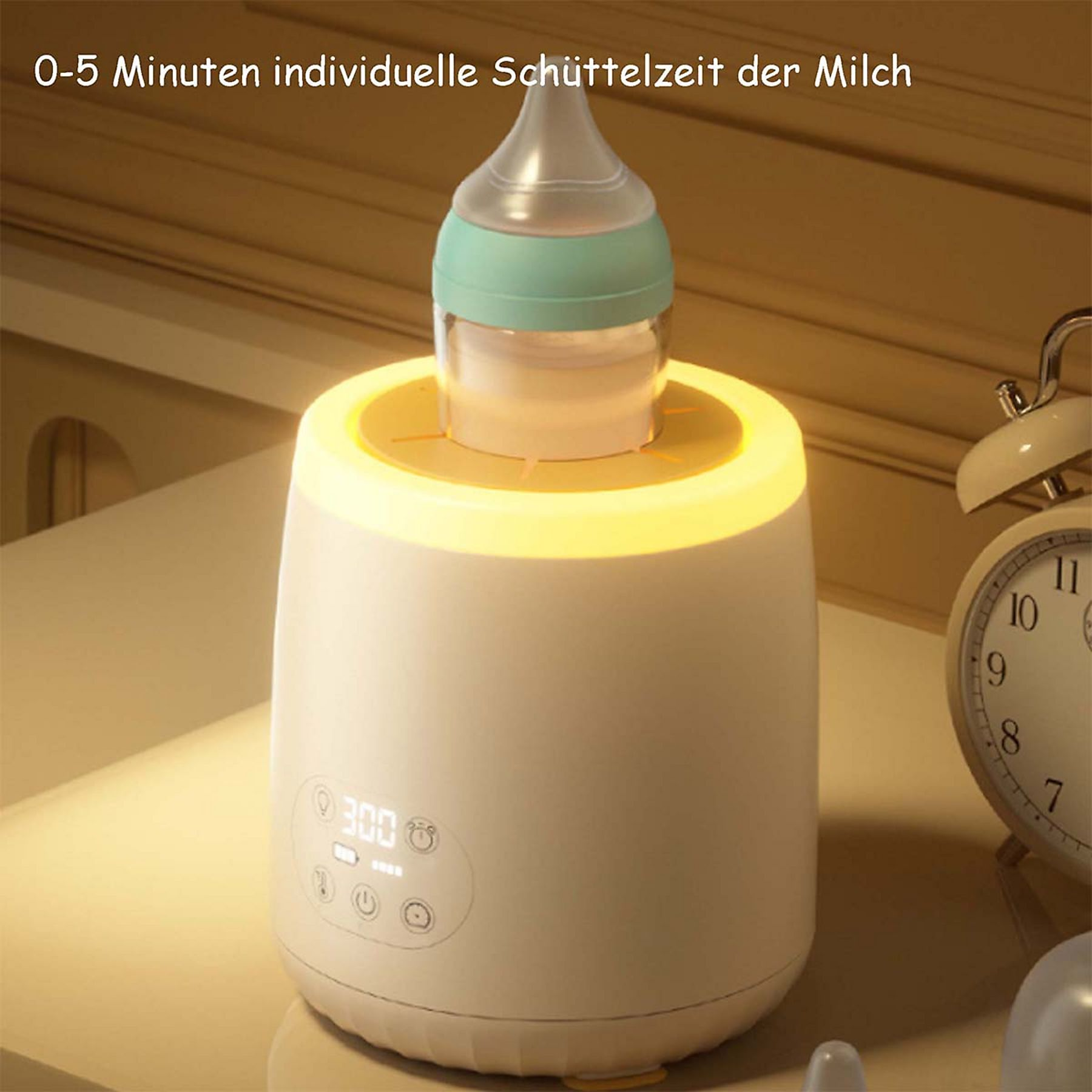 Babyflaschenwärmer mit Flasche, gelb beleuchtet, daneben eine Uhr.