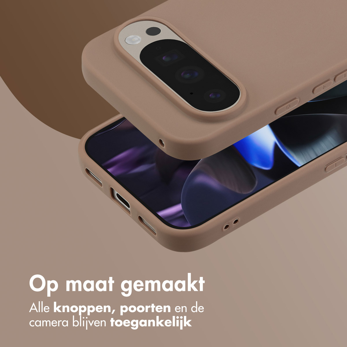 Gros plan d'un étui de téléphone protégeant un téléphone. L'écran est visible.