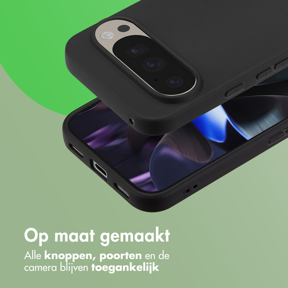 Une coque de téléphone noire avec un téléphone à l'intérieur. La coque a une protubérance pour l'appareil photo.