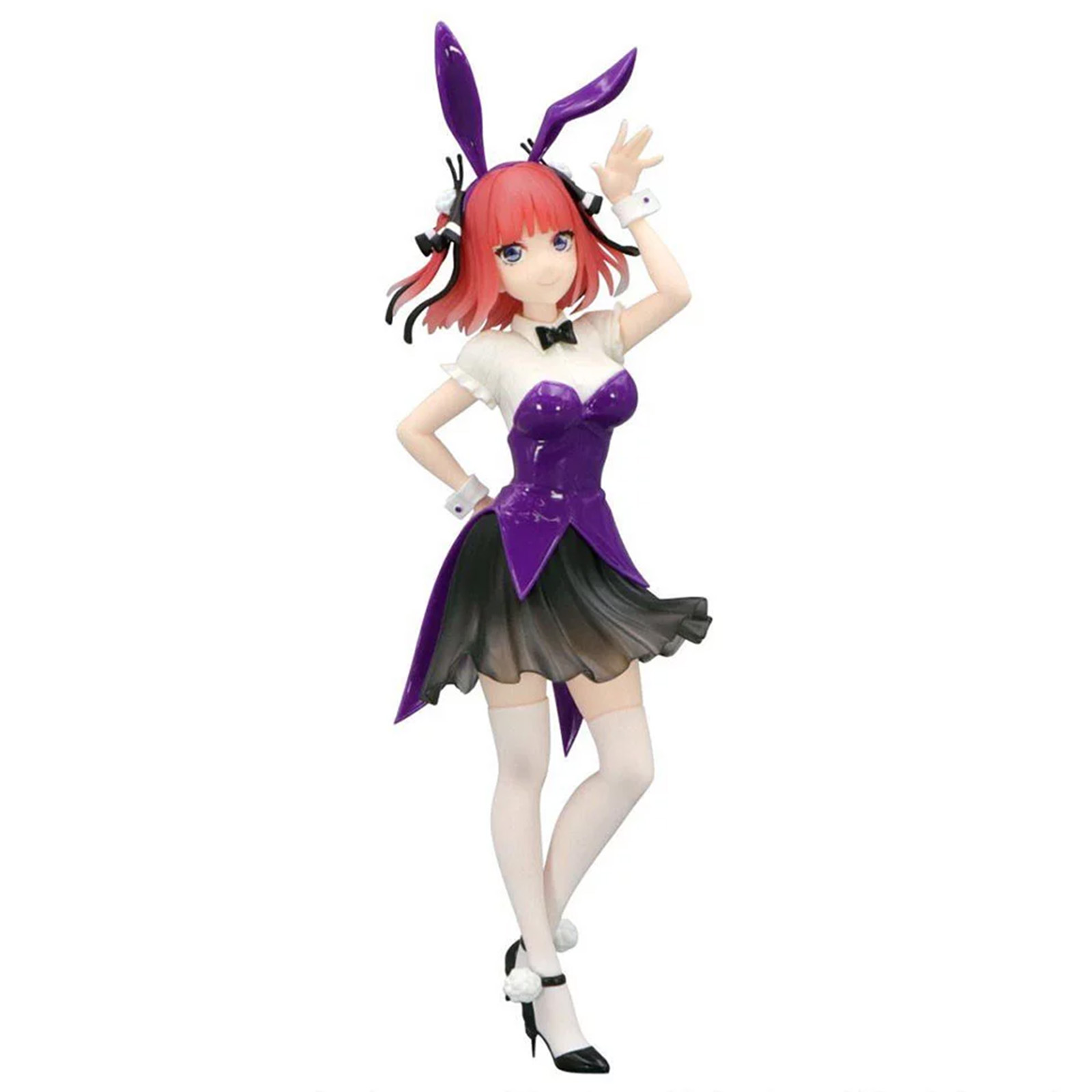 Figur einer Frau in lila Bunny-Anzug, posiert mit erhobener Hand, weißer Hintergrund.
