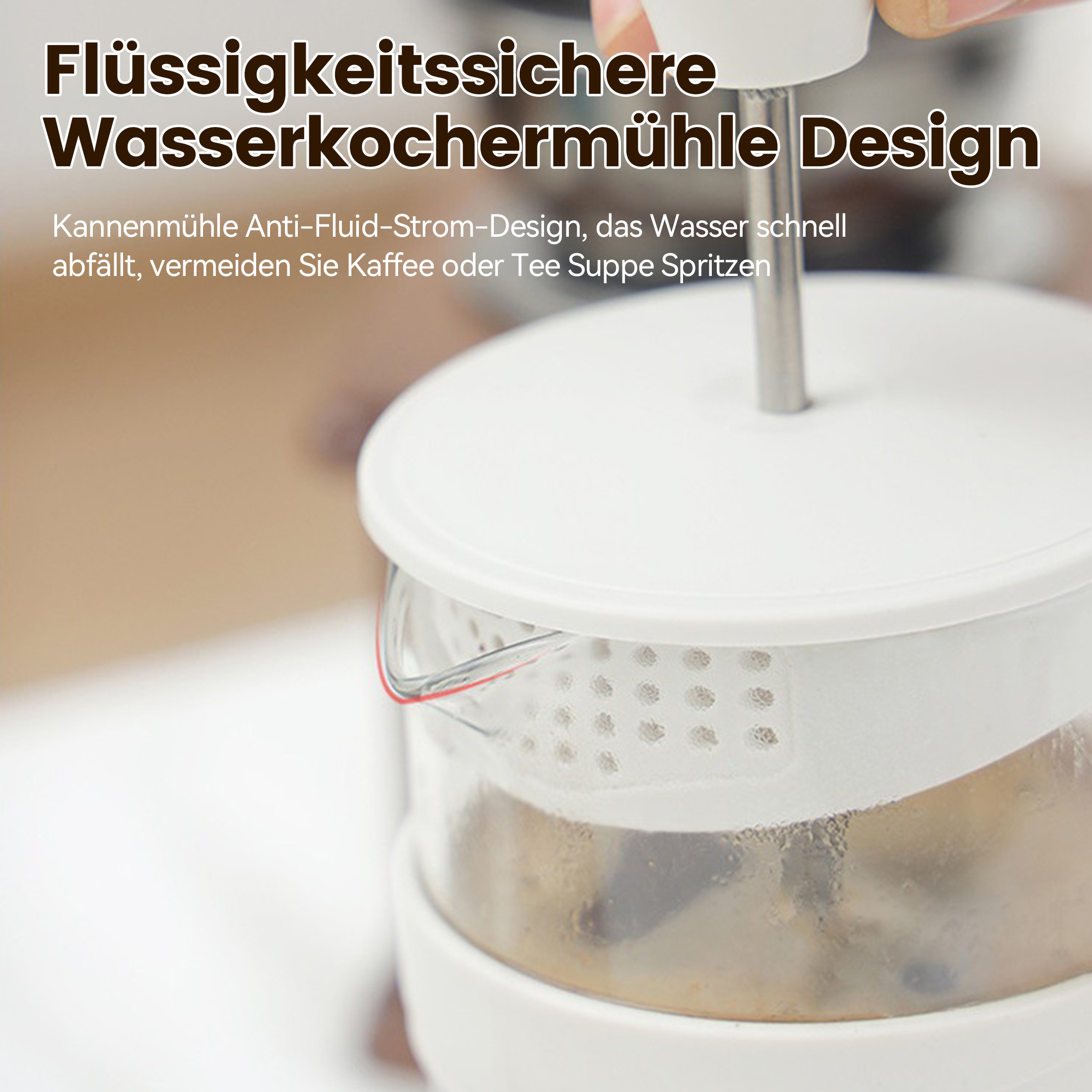 Kaffeemaschinenteile. Klares Glas und weißer Kunststoff. Nahaufnahme von Deckel und Filter.