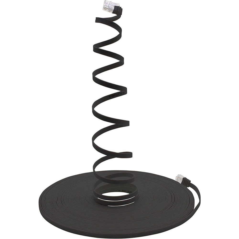 Cavo di rete nero arrotolato, con connettori su sfondo bianco.