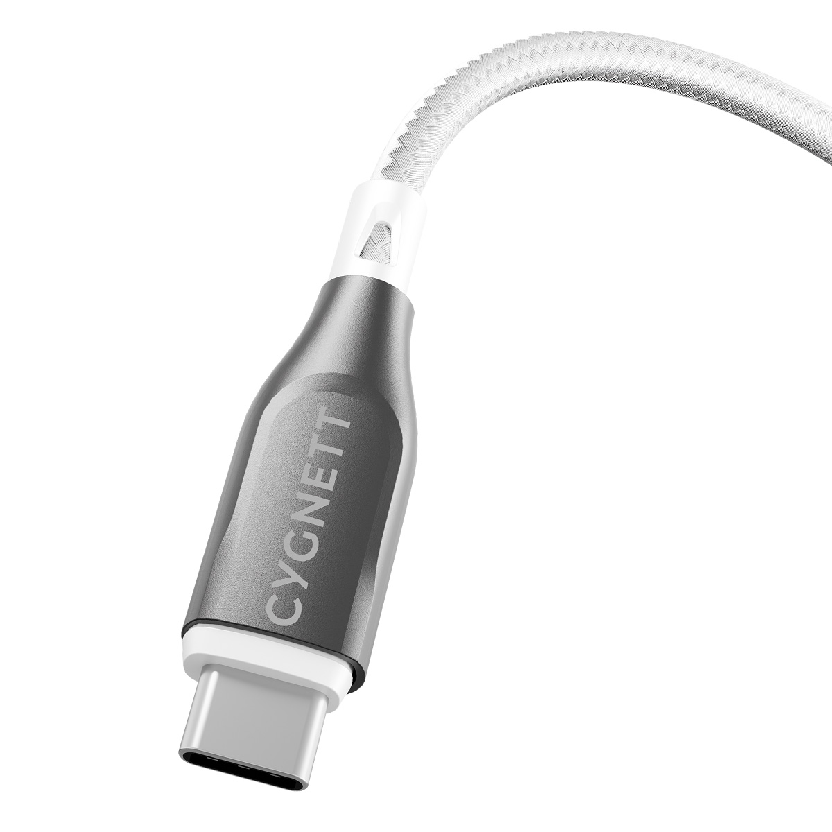 Cavo USB-C argento e bianco con un connettore CYGNETT. Il cavo è bianco con una trama intrecciata.