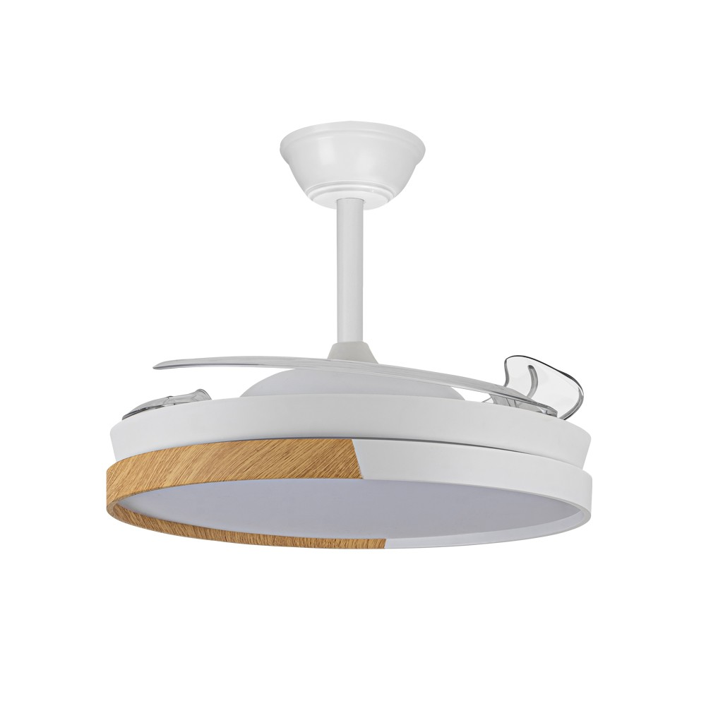 Ventilador de techo con luz. Blanco con ribete de madera en un lado y aspas transparentes.