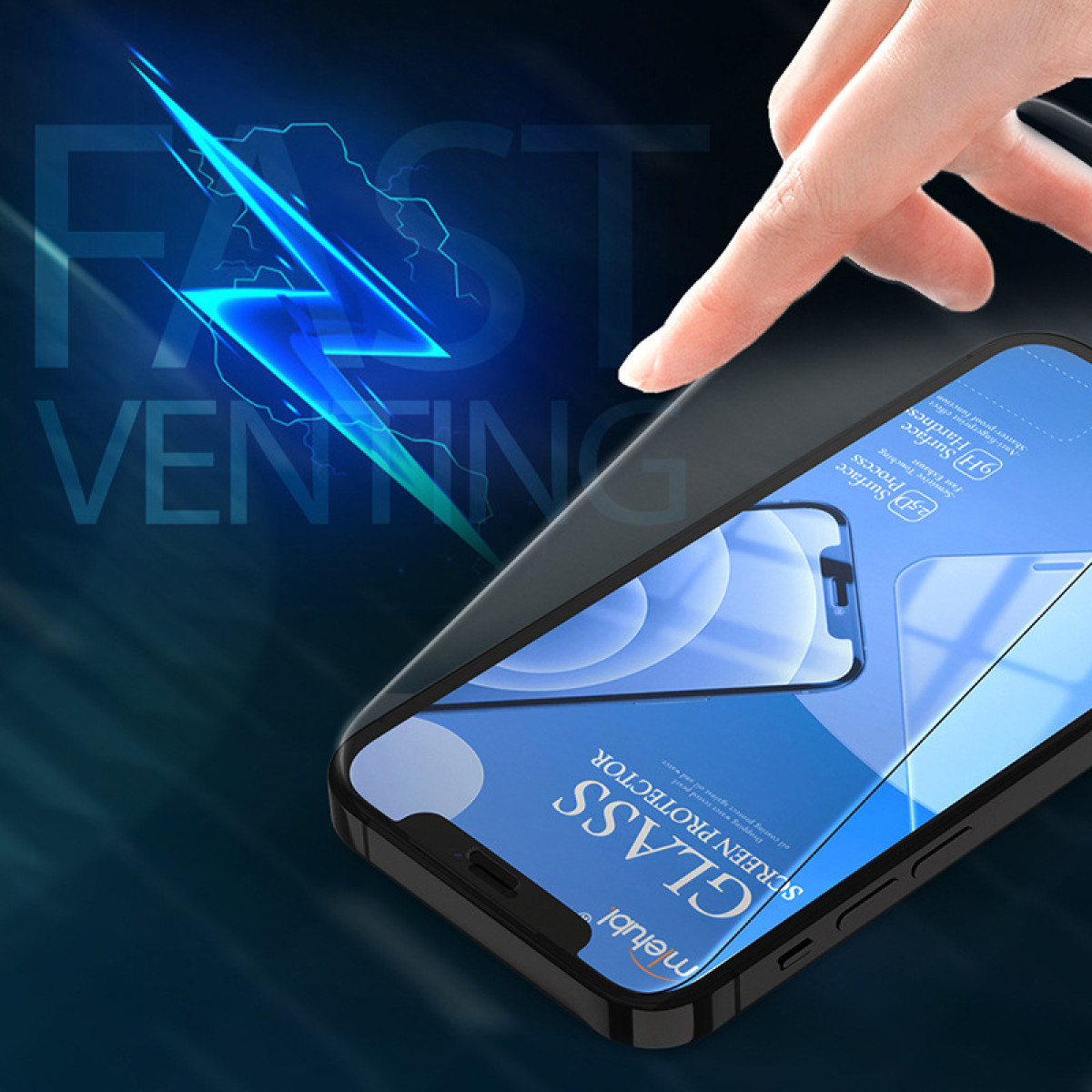 Mano che applica una protezione per lo schermo su un telefono nero. La grafica include un fulmine e il testo 'FAST VENTING'.