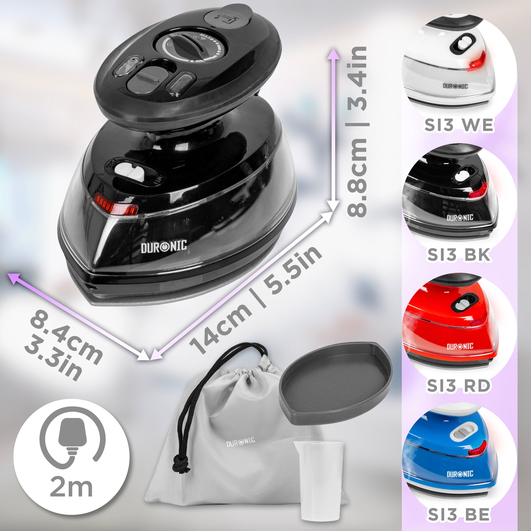 Schwarzes Bügeleisen mit Maßen und andere Bügeleisen in verschiedenen Farben. Zubehör: Tasche, Platte, Becher. Text: 'DURONIC'.