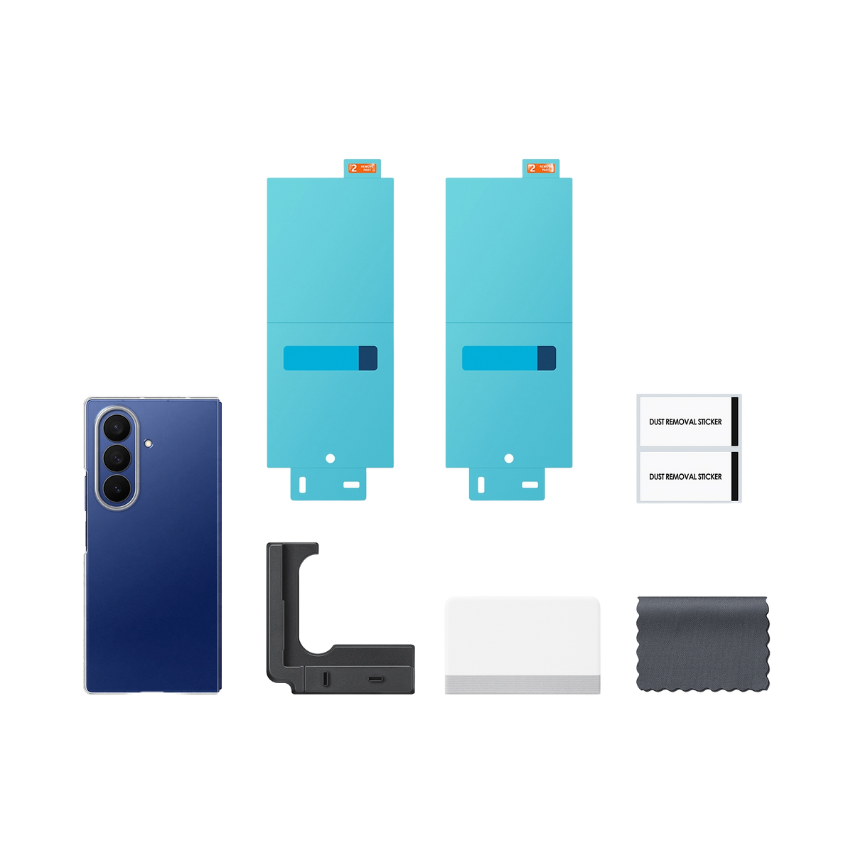 Telefono con accessori, custodia, protezioni schermo e panno pulizia su sfondo nero.