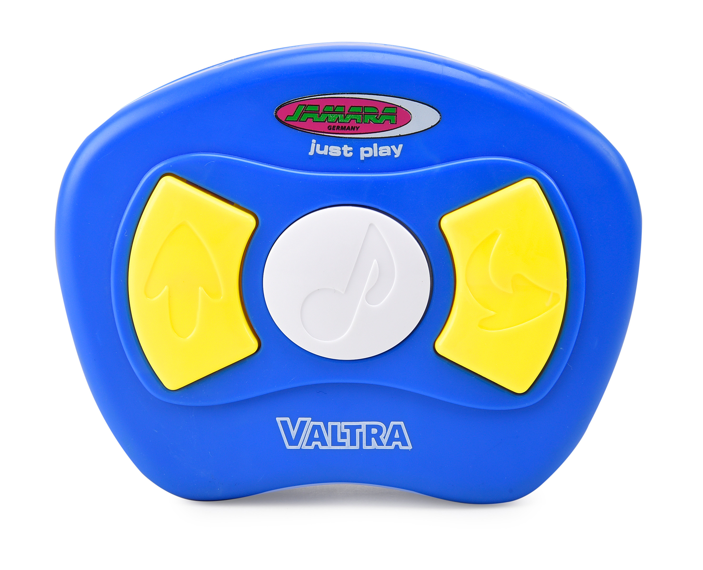 Blaue Fernbedienung mit gelben Knöpfen und Text 'VALTRA' und 'just play'. Weißer Hintergrund.